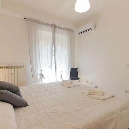 Moderno E Comodo A 2 Min Dalla Metro Lucio Sestio