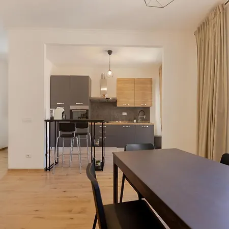 Moderno E Comodo A 2 Min Dalla Metro Lucio Sestio Appartement