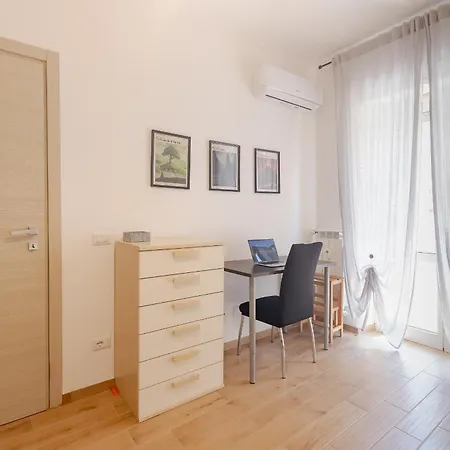 Moderno E Comodo A 2 Min Dalla Metro Lucio Sestio Rome